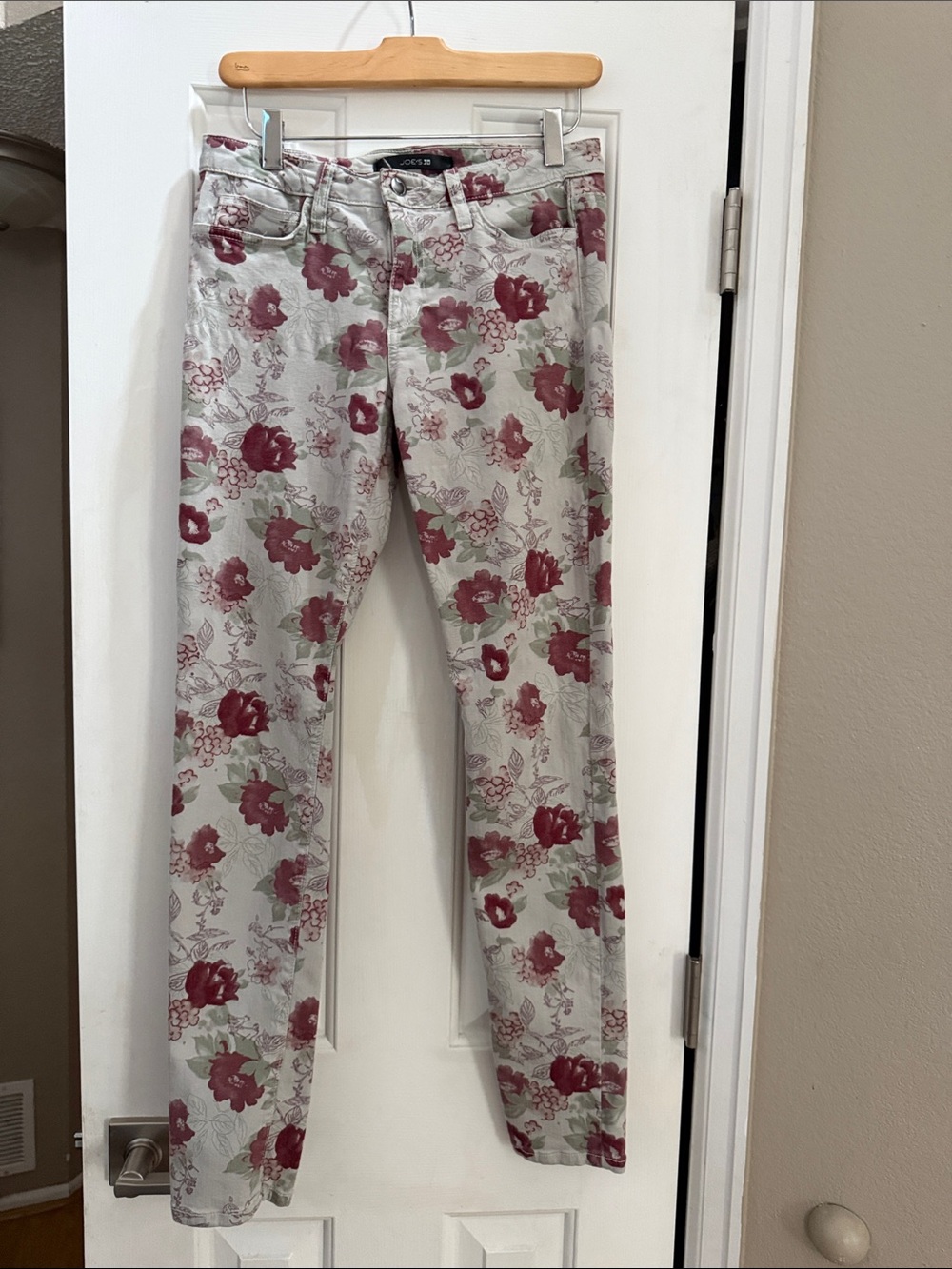 Joe's Jeans Floral Skinny Jeans Gray Burgundy Moss